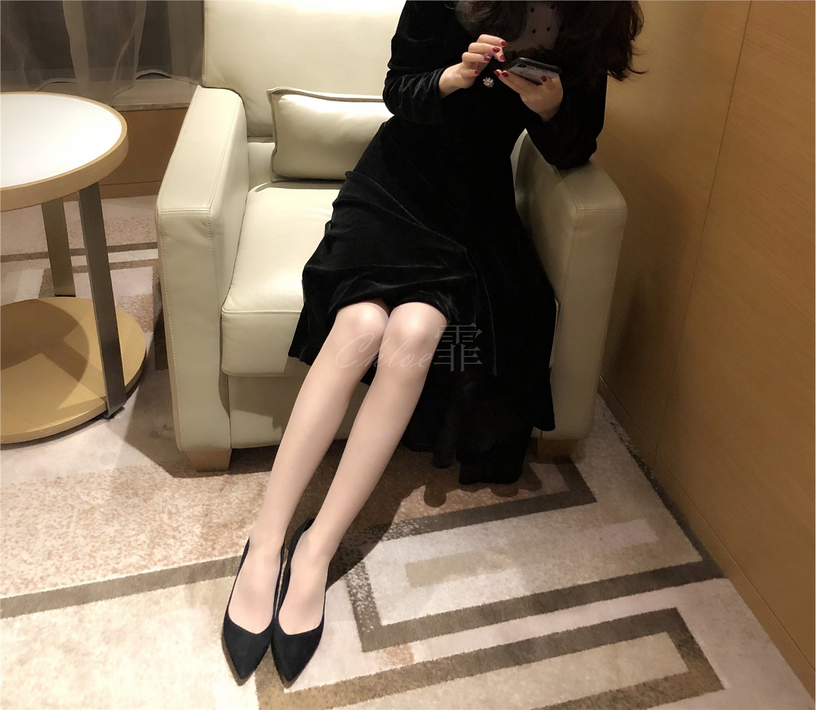 Langham Hall Hotel Temperament and intellectual lace dress meat silk black high heels(1)